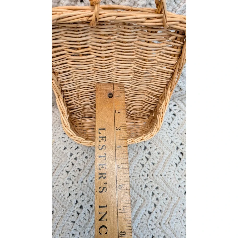 Vintage Woven Wicker Wall Hanging Basket Flat Back Rattan Pocket Farmhouse Decor